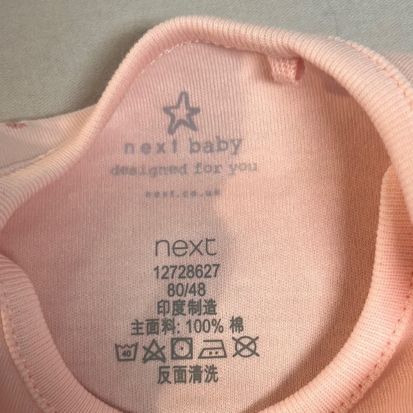 Next - NWT/NWOT - set of 2 White and Pink Bodysuits One Pieces - Picture 3 of 5